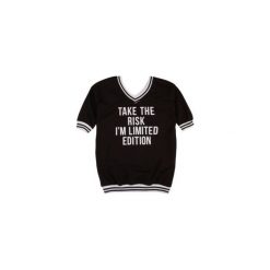 Bluza damska luźna, ze ściągaczami z printem sportowa. Czarne bluzy sportowe damskie marki TXM. Za 39,99 zł.