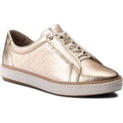 Sneakersy TOMMY HILFIGER - Metallic City Sneaker FW0FW03359 Mekong 709. Żółte półbuty damskie TOMMY HILFIGER, ze skóry ekologicznej. W wyprzedaży za 279,00 zł.