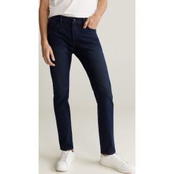 Mango Man - Jeansy Jan. Niebieskie jeansy męskie Mango Man, bez wzorów. Za 139,99 zł.