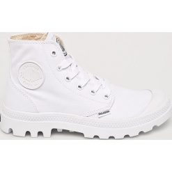 Palladium - Trampki. Białe trampki i tenisówki damskie marki Palladium, bez wzorów, z gumy, na sznurówki. Za 299,90 zł.