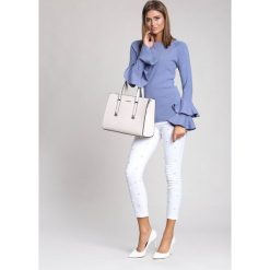 Niebieski Sweter Fantastic Woman. Niebieskie swetry klasyczne damskie marki other, na jesień, l. Za 89,99 zł.