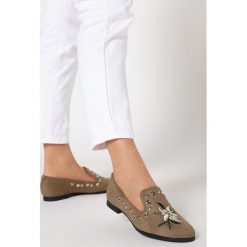 Khaki Mokasyny Day by Day. Brązowe mokasyny damskie Born2be. W wyprzedaży za 39,99 zł.