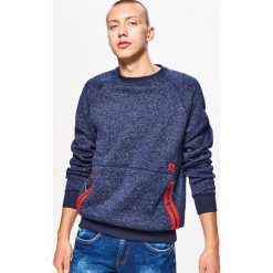 Sweter o kroju bluzy - Granatowy. Niebieskie swetry klasyczne męskie Cropp, l. Za 89,99 zł.