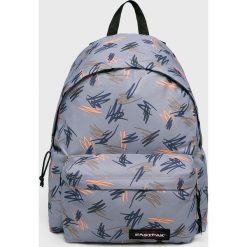 Eastpak - Plecak. Niebieskie plecaki damskie Eastpak, w paski, z poliesteru. W wyprzedaży za 129,90 zł.