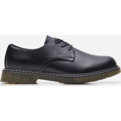 Buty typu derby -. Półbuty męskie House, bez wzorów, bez zapięcia. Za 149,99 zł.
