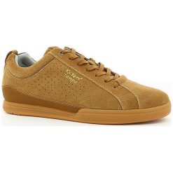 Skórzane sneakersy "Tampa" w kolorze jasnobrązowym. Pomarańczowe trampki męskie Kickers, na sznurówki. W wyprzedaży za 163,95 zł.