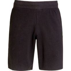 Szorty dresowe EA7 EMPORIO ARMANI Czarny. Czarne spodenki i szorty męskie marki EA7 Emporio Armani, z aplikacjami, z bawełny. Za 420,00 zł.