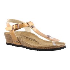 Sandały w kolorze miedzianym. Sandały damskie Birkenstock. W wyprzedaży za 269,95 zł.