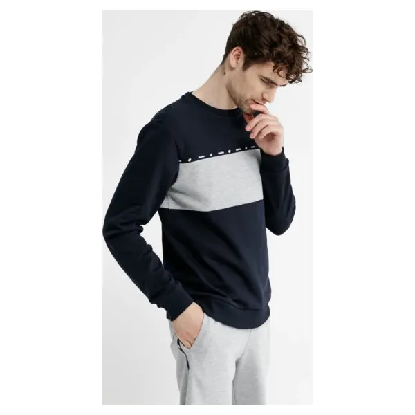 Lotto Bluza Fiuggi , granatowy, rozmiar XL. Niebieskie bluzy męskie Lotto, xl, bez wzorów, z bawełny, klasyczne, z klasycznym kołnierzykiem, bez rękawów, bez kaptura. W wyprzedaży za 79,99 zł.