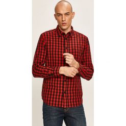 Wrangler - Koszula. Czerwone koszule męskie Wrangler, s, bez wzorów, z bawełny, klasyczne, z klasycznym kołnierzykiem, z długim rękawem. W wyprzedaży za 169,90 zł.