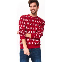 Bluza xmass. Czerwone bluzy męskie Top Secret, na lato, m, z nadrukiem, z dzianiny, eleganckie, z okrągłym kołnierzem, bez rękawów, bez kaptura. Za 99,99 zł.