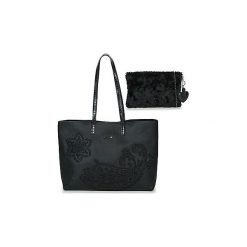 Torby shopper Desigual CACHEMIRE SEATTLE NO REVERSIBLE. Czarne torby damskie na zakupy Desigual, bez wzorów, bez dodatków. Za 383,20 zł.