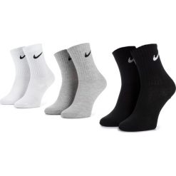 Skarpety Wysokie Unisex NIKE - SX7676 901 Biały Czarny Szary. Szare skarpetki damskie Nike, bez wzorów, z elastanu. Za 49,00 zł.