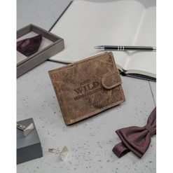 Portfel męski skórzany Always Wild RMH-02L brązowy - Brązowy. Pomarańczowe portfele męskie ALWAYS WILD, bez wzorów. Za 44,99 zł.
