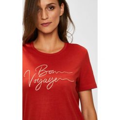 Vero Moda - Top. Czerwone topy damskie marki Vero Moda, s, z aplikacjami, z bawełny, z okrągłym kołnierzem. W wyprzedaży za 29,90 zł.