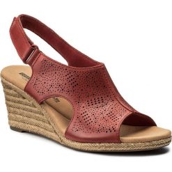 Espadryle CLARKS - Lafley Rosen 261337744 Red. Czerwone espadryle damskie Clarks, bez wzorów, ze skóry, bez obcasa, na obcasie. W wyprzedaży za 199,00 zł.