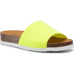 Klapki SCHOLL - Bowax 778791-50-73 Jaune Fluo. Żółte klapki damskie Scholl, bez wzorów, z tworzywa sztucznego, bez obcasa. W wyprzedaży za 179,00 zł.