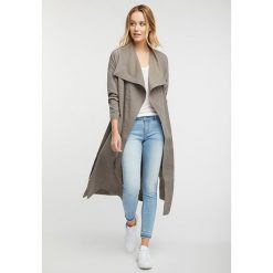 Płaszcz w kolorze szarobrązowym. Szare kurtki damskie Dreimaster, na zimę, xl. W wyprzedaży za 245,95 zł.