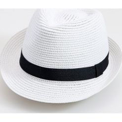 Kapelusz słomkowy - Biały. Białe kapelusze damskie Mohito, bez wzorów. Za 39,99 zł.