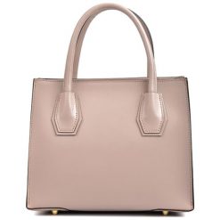 Torebki klasyczne damskie: Skórzana torebka w kolorze pudrowym – (S)26 x (W)21,5 x (G)12,5 cm