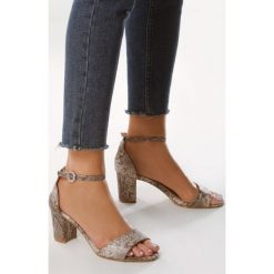 Beżowe Sandały Fading. Brązowe sandały damskie Born2be, z aplikacjami, bez obcasa, na obcasie, na zamek. Za 79,99 zł.