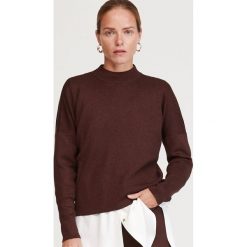 Sweter ze stójką - Wielobarwny. Swetry damskie Reserved, s, bez wzorów, bez rękawów, bez kaptura. W wyprzedaży za 39,99 zł.