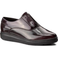 Półbuty GEOX - D Jerrica C D745XC 038CN C8017 Prune. Czerwone półbuty damskie skórzane Geox, na płaskiej podeszwie. W wyprzedaży za 309,00 zł.