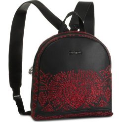 Plecak DESIGUAL - 19WAKP14 2000. Czarne plecaki damskie Desigual, bez wzorów, ze skóry ekologicznej, eleganckie, bez dodatków. W wyprzedaży za 279,00 zł.