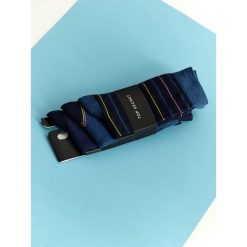 Skarpetki męskie. Skarpetki męskie Top Secret, w paski, z dzianiny. Za 29,99 zł.
