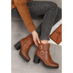 Camelowe Botki Mariana. Brązowe botki damskie Born2be, z paskami. Za 139,99 zł.