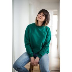 Bluza boyfriend do karmienia. Zielone bluzy dziewczęce marki Pakamera. Za 249,00 zł.