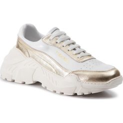 Sneakersy TOGOSHI - TG-11-02-000060 126. Żółte półbuty damskie Togoshi, na co dzień, bez wzorów, ze skóry, bez obcasa, na płaskiej podeszwie, bez zapięcia. W wyprzedaży za 339,00 zł.