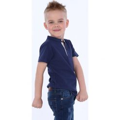 Koszulka chłopięca z guzikami granatowa NDZ4471. T-shirty chłopięce Fasardi, bez wzorów, bez rękawów. Za 39,00 zł.