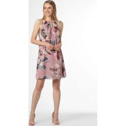 Marie Lund - Sukienka damska, różowy. Różowe sukienki damskie Marie Lund, z nadrukiem, z szyfonu, eleganckie, bez kołnierzyka, bez rękawów. Za 149,95 zł.