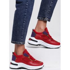 Czerwone Sneakersy Ixora. Czerwone buty sportowe damskie Renee, bez wzorów, sportowe. Za 99,99 zł.