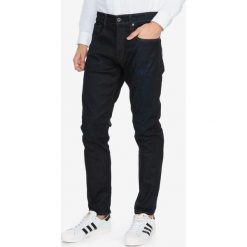 G-Star RAW 3301 Dżinsy Niebieski. Niebieskie jeansy męskie G-Star RAW, bez wzorów, retro. Za 498,95 zł.
