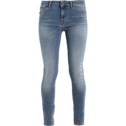 Tiger of Sweden Jeans SLIGHT Jeans Skinny Fit light blue. Niebieskie jeansy damskie skinny marki Tiger of Sweden Jeans, z elastanu. W wyprzedaży za 471,20 zł.