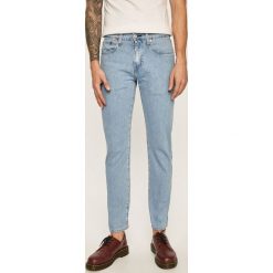 Levi's - Jeansy 502. Szare jeansy męskie Levi's®, s, bez wzorów, z obniżonym stanem. W wyprzedaży za 299,90 zł.