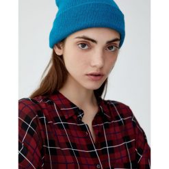Koszula basic z rękawem 3/4 w kratkę. Czerwone koszule damskie Pull&Bear, w kratkę, bez kołnierzyka, z długim rękawem. Za 69,90 zł.