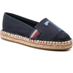 Espadryle TOMMY HILFIGER - Patch Espadrille FW0FW03846 Midnight 403. Niebieskie espadryle damskie TOMMY HILFIGER, bez wzorów, ze skóry ekologicznej, bez obcasa, na płaskiej podeszwie. Za 299,00 zł.