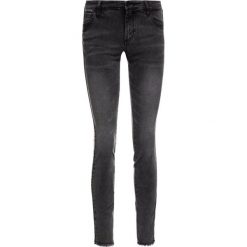 Jeansy Skinny Fit Armani Exchange 6GYJ01 Y2HMZ 0903. Szare jeansy damskie Armani Exchange. W wyprzedaży za 299,00 zł.
