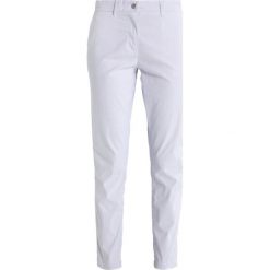 Chinosy damskie: Selected Femme SFALNA STRIPED Chinosy white/blue