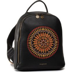Plecak DESIGUAL - 20SAKP20 2000. Czarne plecaki damskie Desigual, bez wzorów, ze skóry ekologicznej, eleganckie, bez dodatków. Za 349,00 zł.