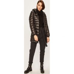 Answear - Kurtka. Czarne kurtki damskie ANSWEAR, s, z poliesteru, długie. W wyprzedaży za 179,90 zł.