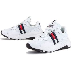 TOMMY JEANS COOL RUNNER > EN0EN00984-YBR. Sneakersy damskie Tommy Jeans, z jeansu. Za 519,99 zł.