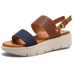 Wrangler Sandały Damskie Punch Kaori 38 Ciemny Niebieski. Niebieskie sandały damskie Wrangler, bez wzorów, bez obcasa, na platformie, bez zapięcia. Za 309,00 zł.