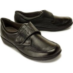 CAPRICE 24651-25 022 black nappa, półbuty damskie. Czarne koturny damskie Caprice, bez wzorów, bez obcasa, na koturnie, bez zapięcia. Za 249,90 zł.