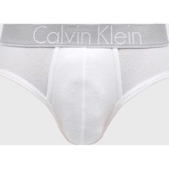 Calvin Klein Underwear - Slipy. Białe slipy męskie Calvin Klein Underwear, s, bez wzorów, z elastanu. W wyprzedaży za 99,90 zł.