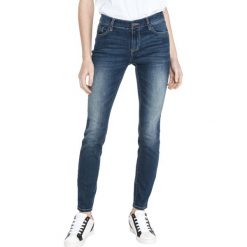 Armani Exchange J01 Dżinsy Niebieski. Niebieskie jeansy damskie Armani Exchange. Za 464,95 zł.