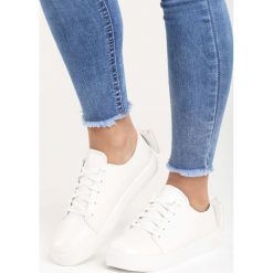 Białe Buty Sportowe Sparkling Bowknot. Białe buty sportowe damskie Born2be, z aplikacjami, ze skóry, sportowe. Za 59,99 zł.
